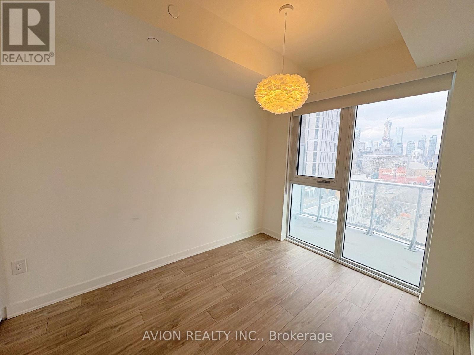 1802 - 100 Dalhousie Street, Toronto, Ontario  M5B 0C7 - Photo 9 - C12996410