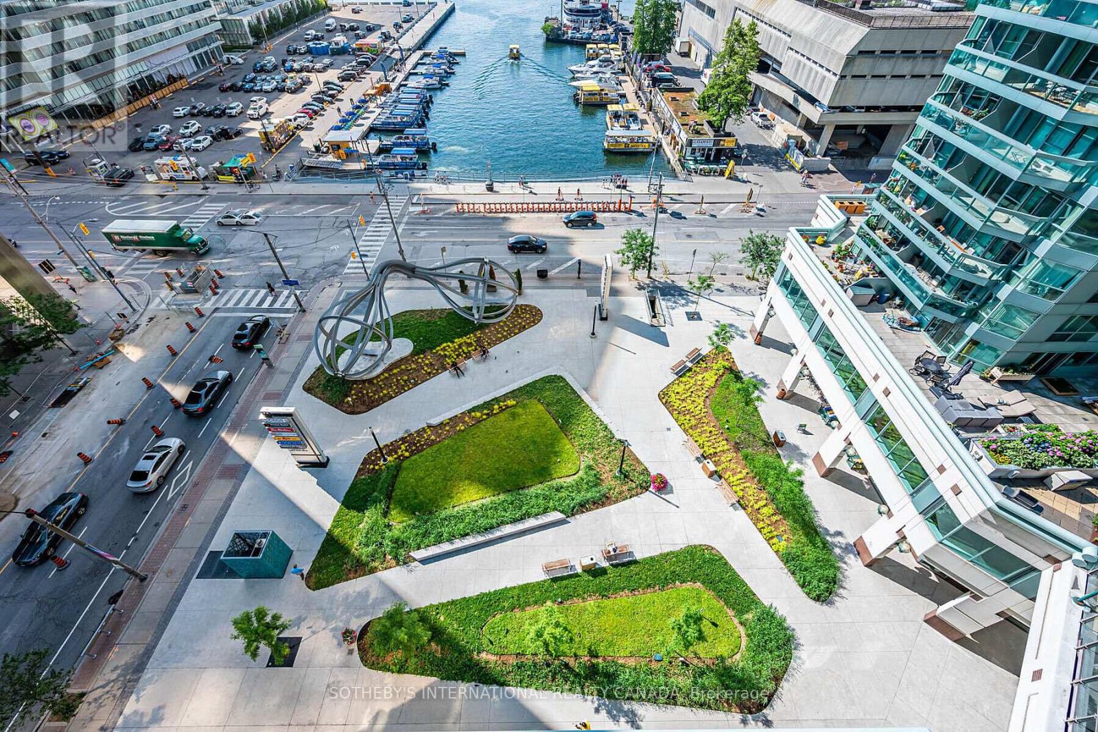 1012 - 10 Yonge Street, Toronto, Ontario  M5E 1R4 - Photo 25 - C12996436