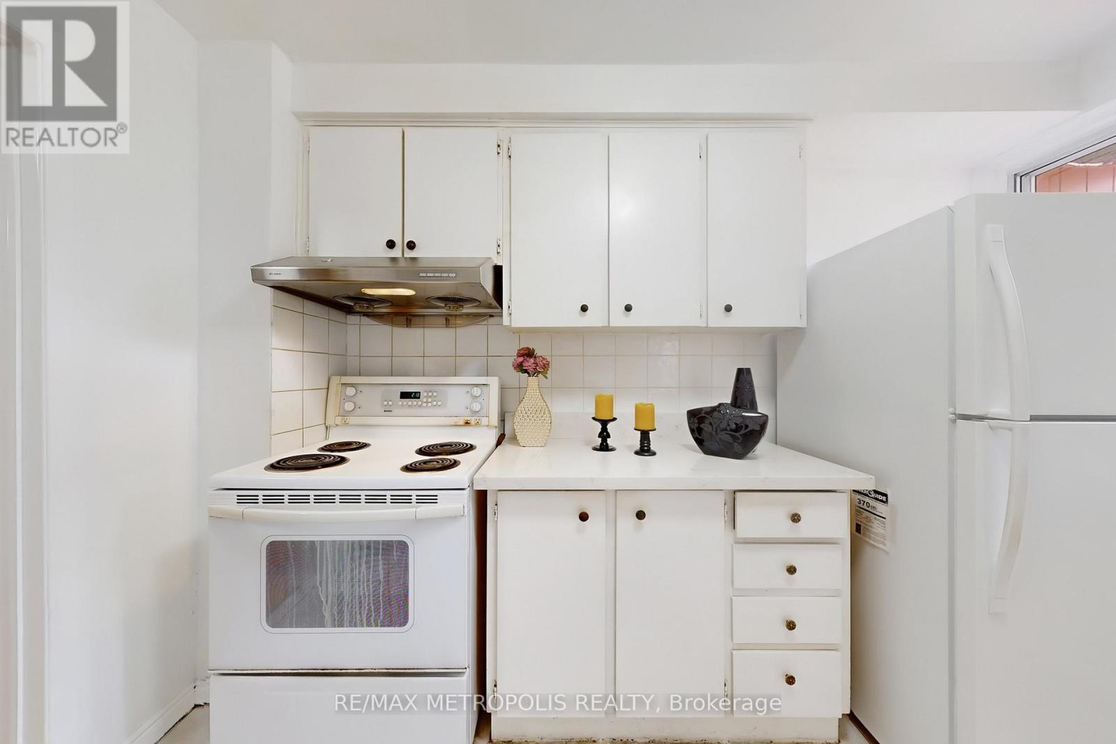 25 - 1021 Midland Avenue, Toronto, Ontario  M1K 4G7 - Photo 11 - E12996346