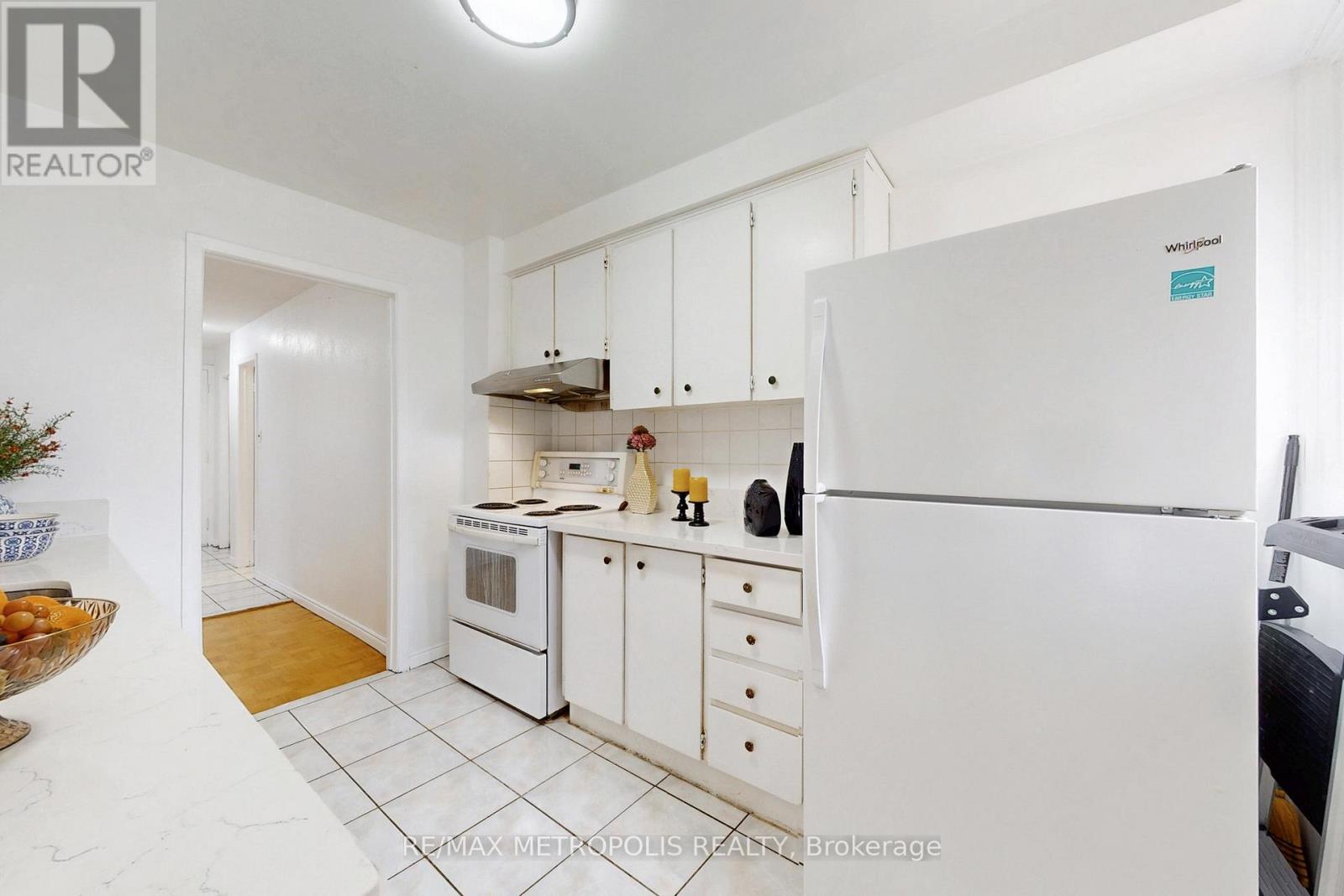 25 - 1021 Midland Avenue, Toronto, Ontario  M1K 4G7 - Photo 13 - E12996346