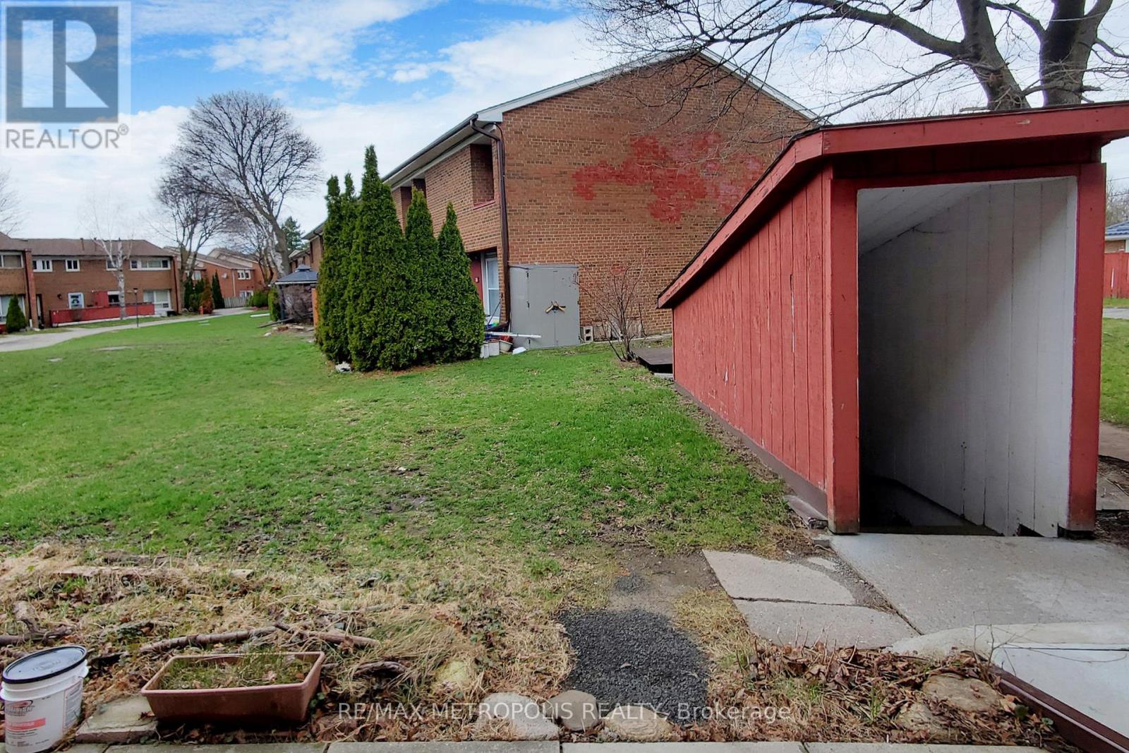 25 - 1021 Midland Avenue, Toronto, Ontario  M1K 4G7 - Photo 50 - E12996346