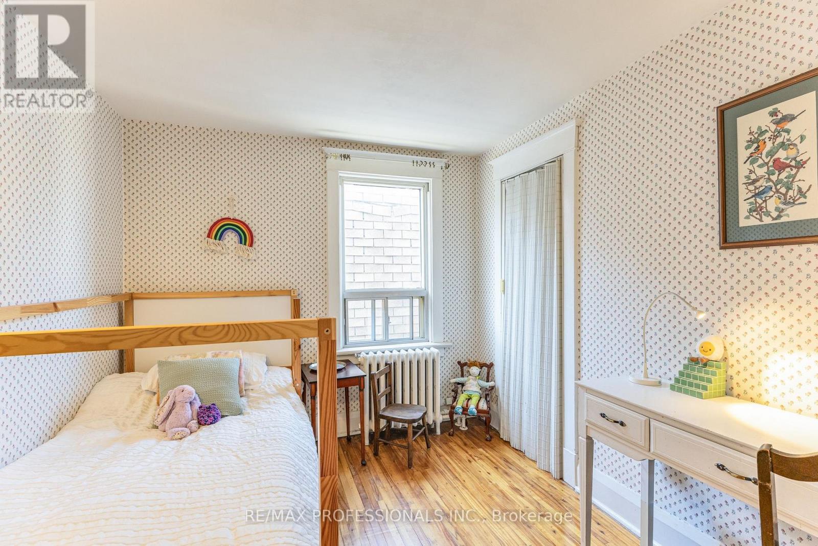 9 Orley Avenue, Toronto, Ontario  M4C 2B8 - Photo 19 - E12996360