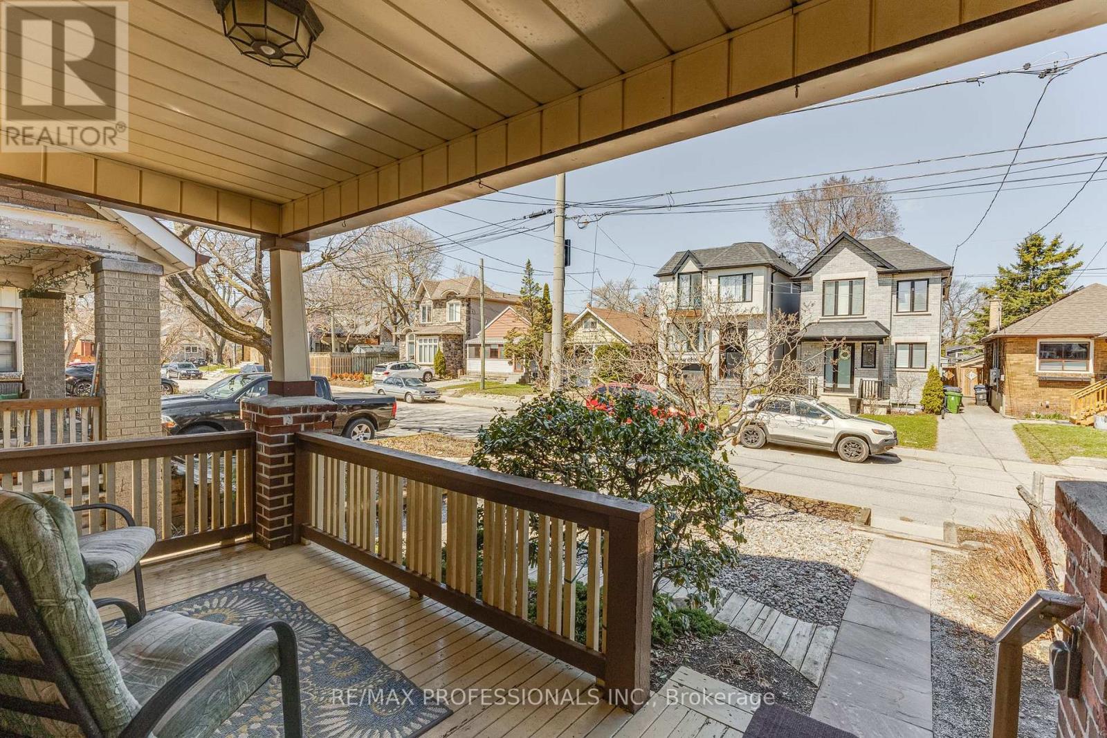 9 Orley Avenue, Toronto, Ontario  M4C 2B8 - Photo 41 - E12996360