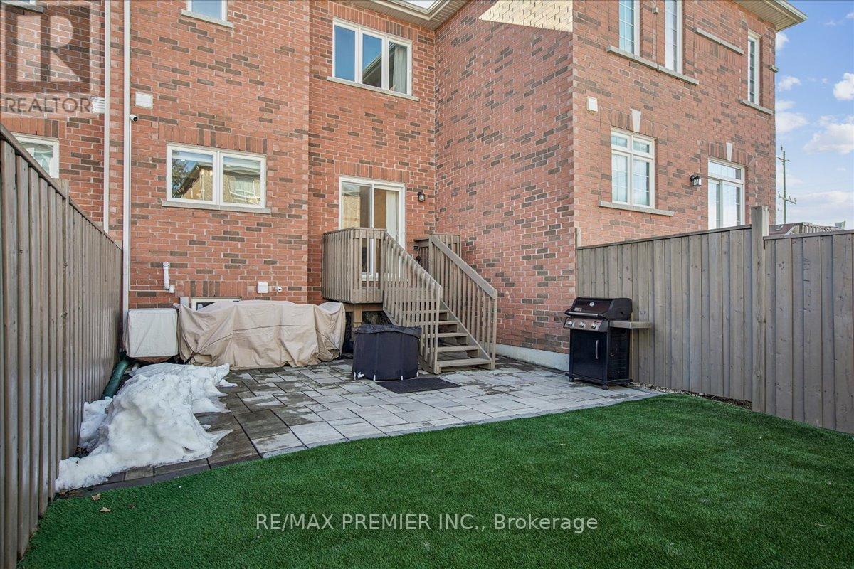 149 Taucar Gate, Bradford West Gwillimbury, Ontario  L3Z 0V7 - Photo 27 - N12996330