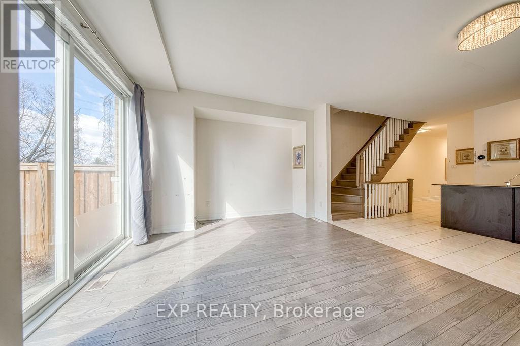 33 Karl Williams Lane, Markham, Ontario  L3S 0C7 - Photo 10 - N12996348