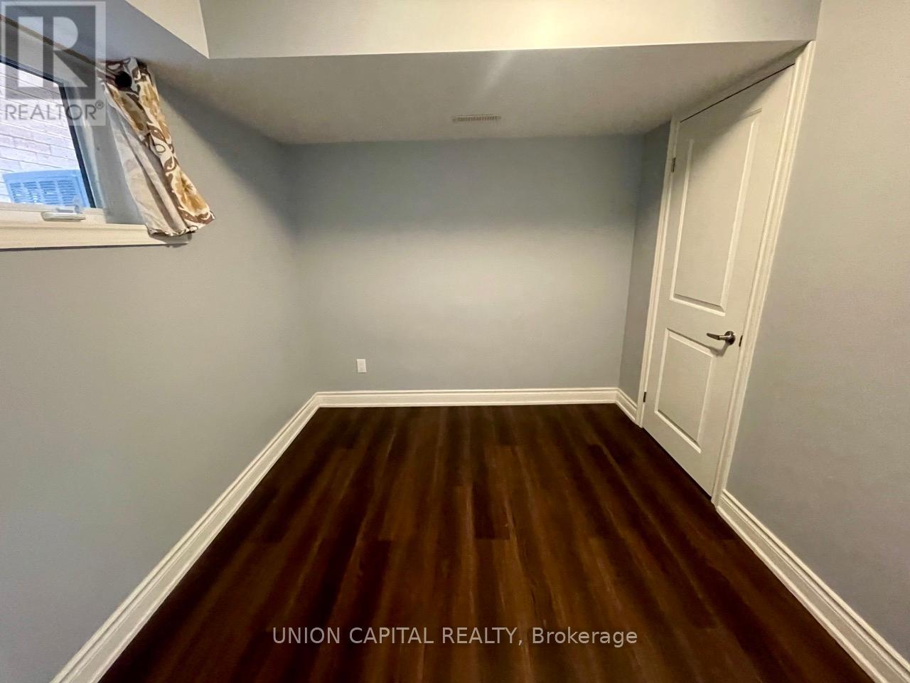 Walkout Basement - 58 Clamerten Road, Whitchurch-Stouffville, Ontario  L4A 0E8 - Photo 13 - N12996402