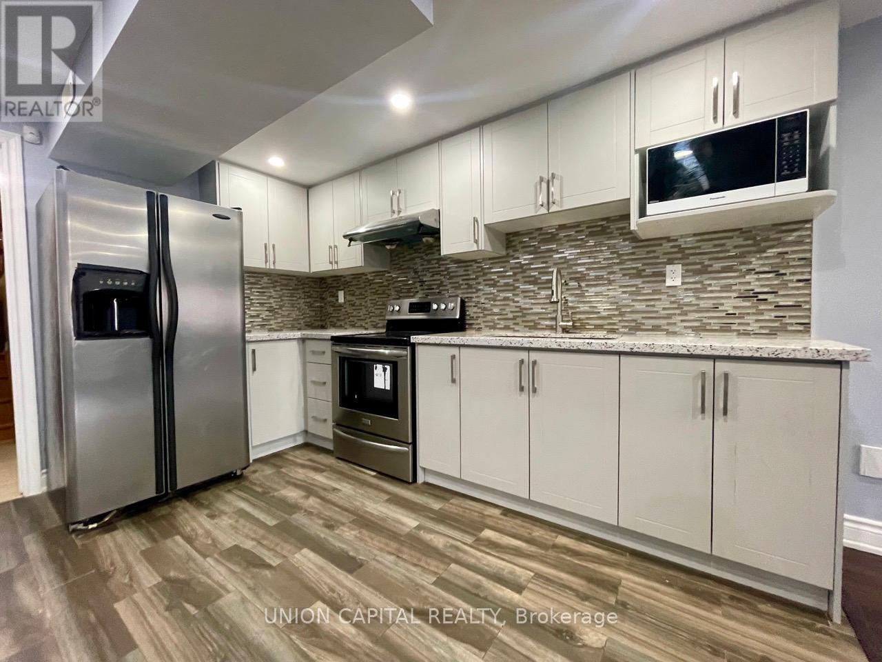 Walkout Basement - 58 Clamerten Road, Whitchurch-Stouffville, Ontario  L4A 0E8 - Photo 7 - N12996402