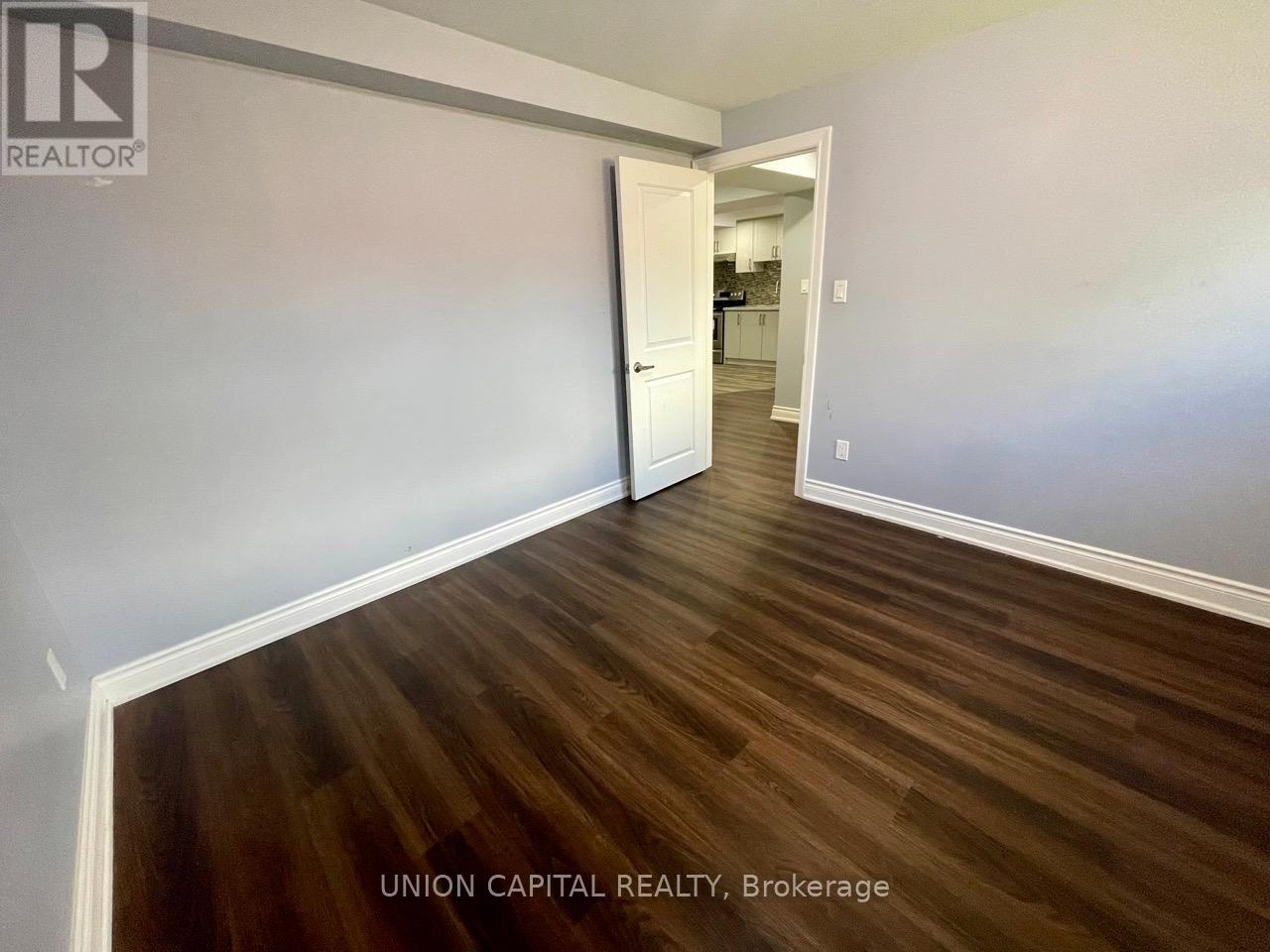 Walkout Basement - 58 Clamerten Road, Whitchurch-Stouffville, Ontario  L4A 0E8 - Photo 9 - N12996402