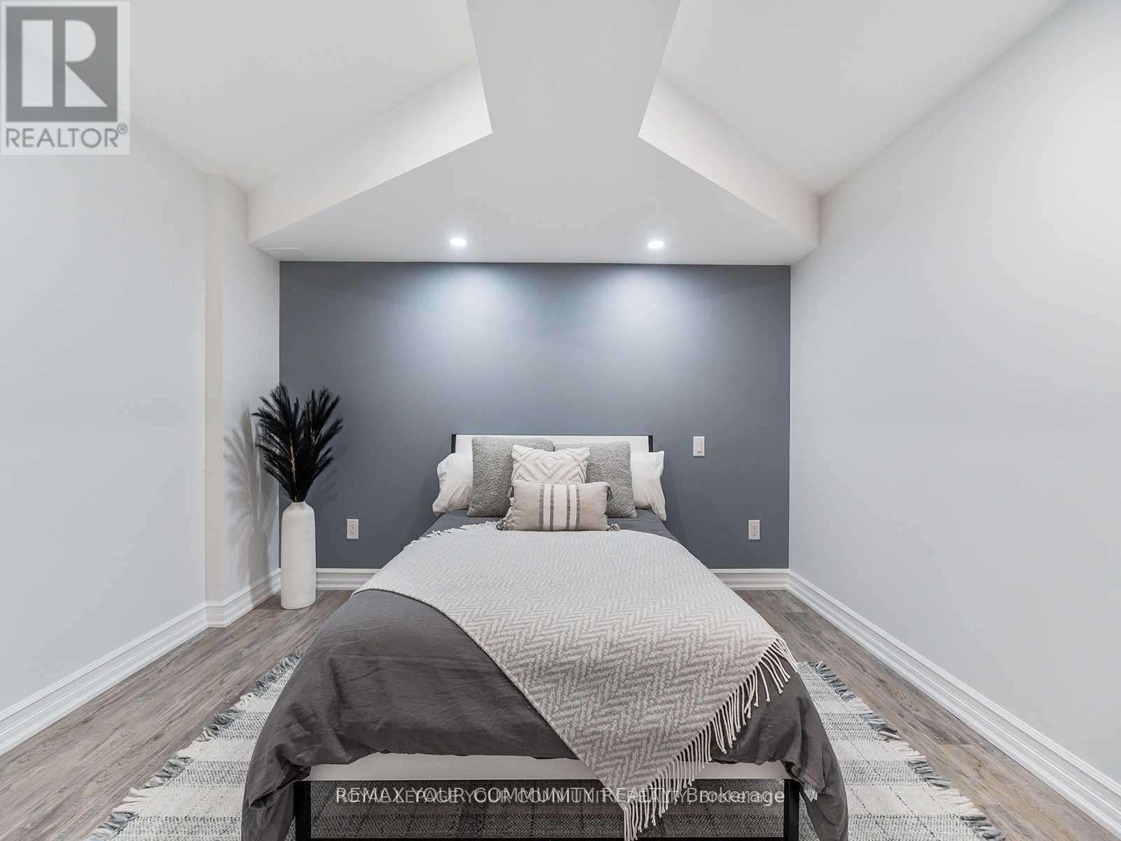 6743 3rd Line, New Tecumseth, Ontario  L0G 1W0 - Photo 33 - N12996412