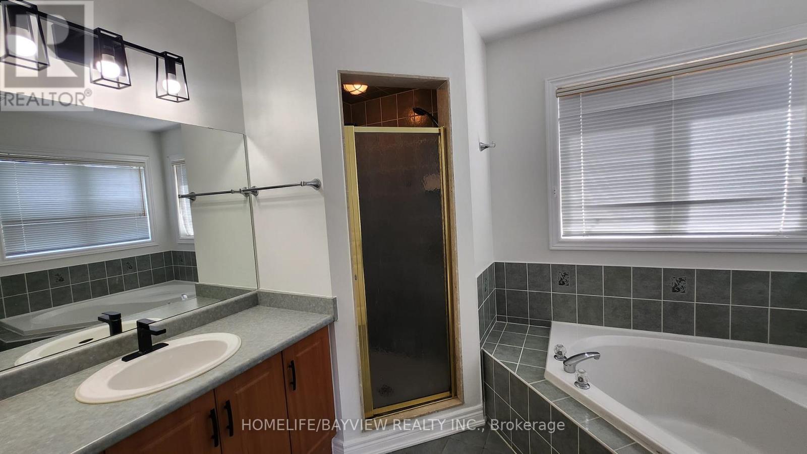 (Main) - 51 Waldron Crescent, Richmond Hill, Ontario  L4E 4A3 - Photo 16 - N12996434