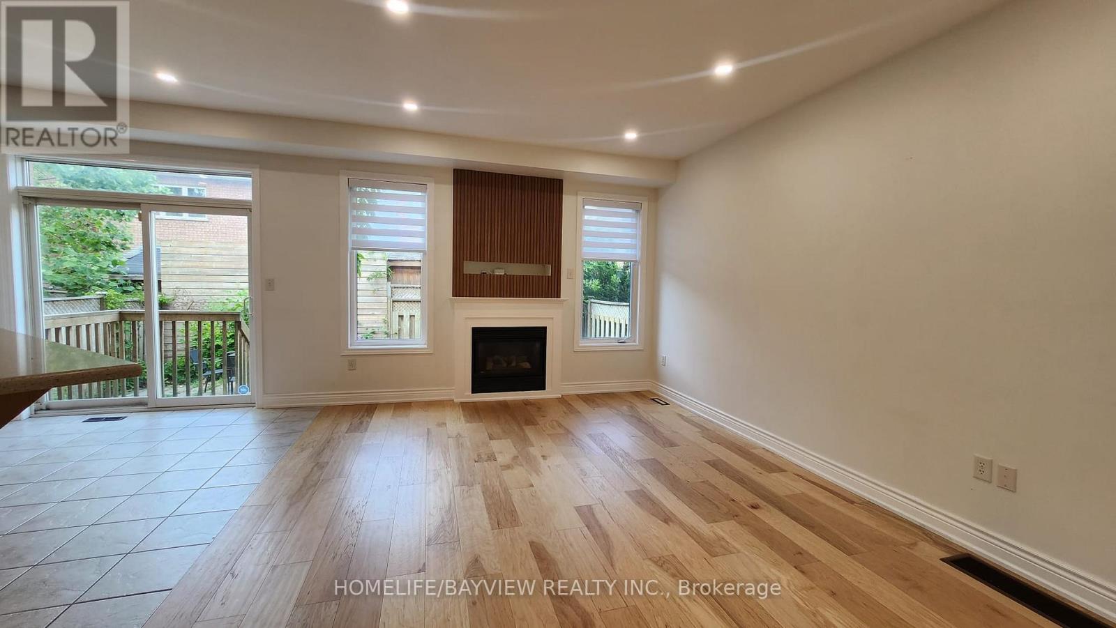 (Main) - 51 Waldron Crescent, Richmond Hill, Ontario  L4E 4A3 - Photo 6 - N12996434