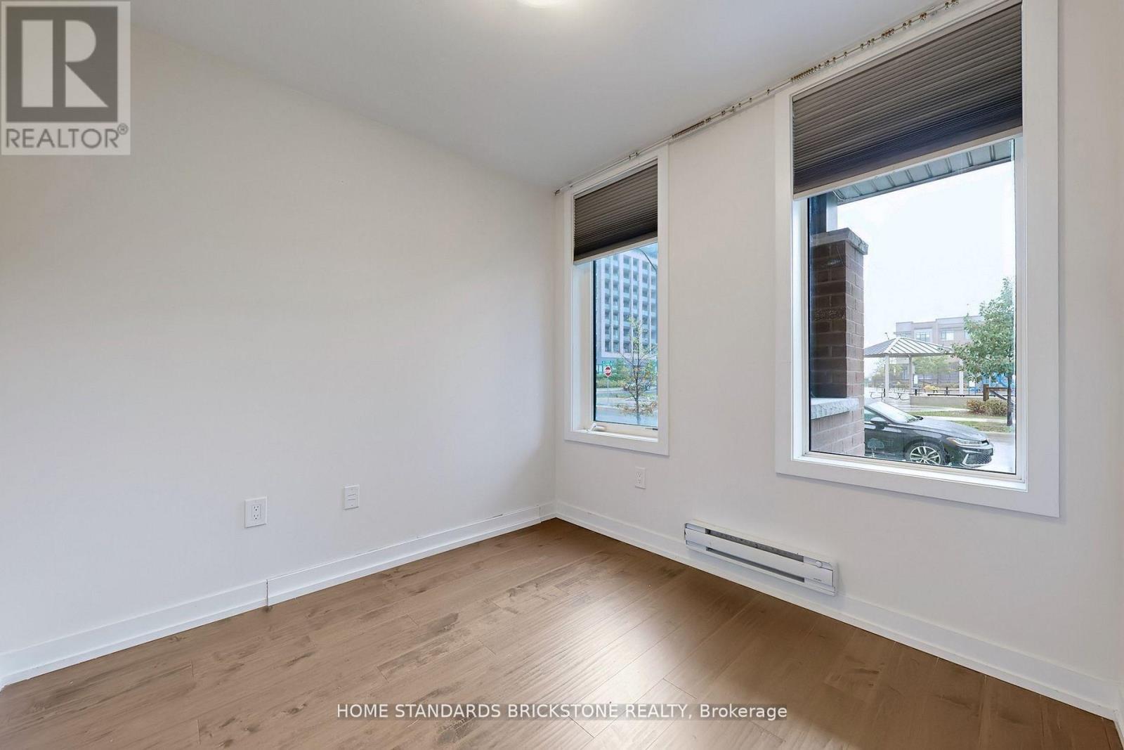 215 Salterton Circle, Vaughan, Ontario  L6A 4Z2 - Photo 39 - N12996446