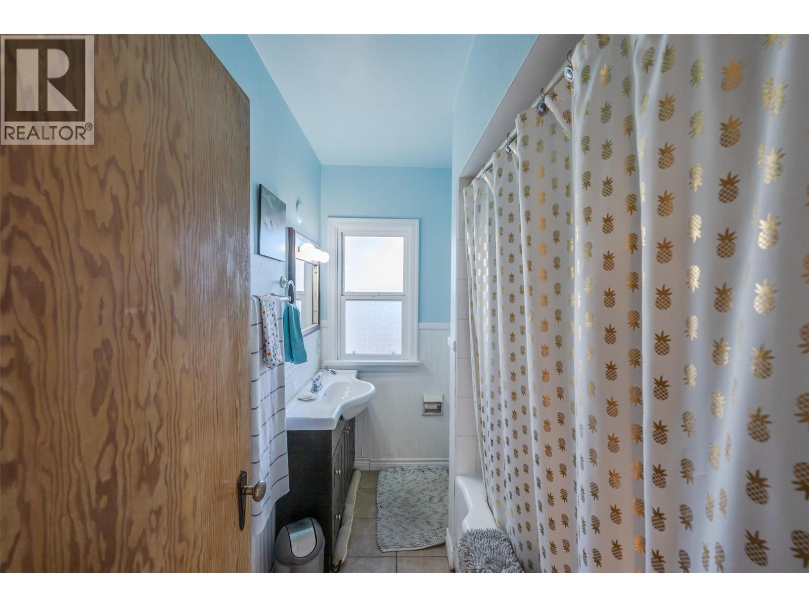 424 Penticton Avenue, Penticton, British Columbia  V2A 2M6 - Photo 15 - 10383341