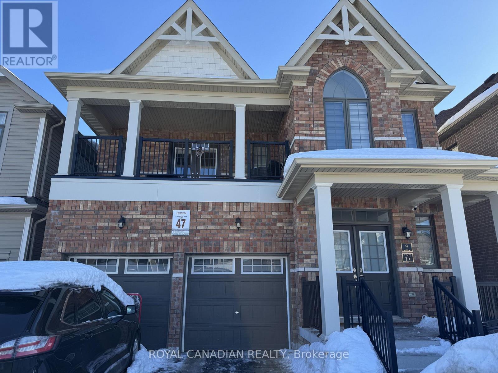 Upper - 9 Bannister Road, Barrie, Ontario  L9J 0L4 - Photo 1 - S12996336