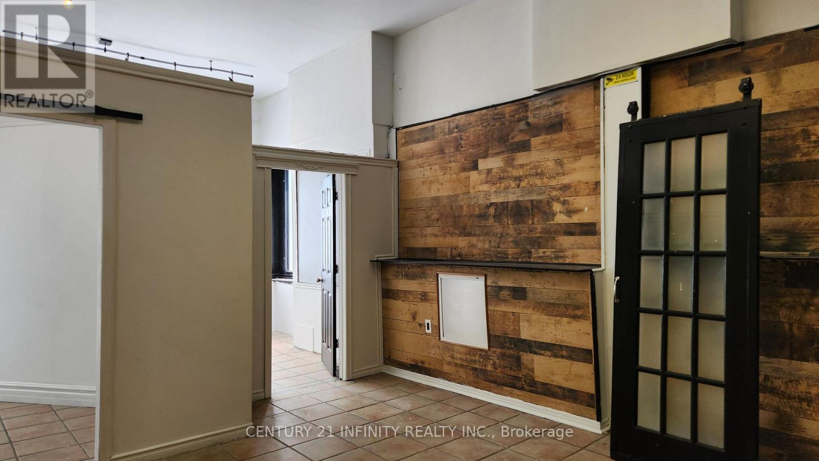 142 Simcoe Street S, Oshawa, Ontario  L1H 4G9 - Photo 2 - E12996562