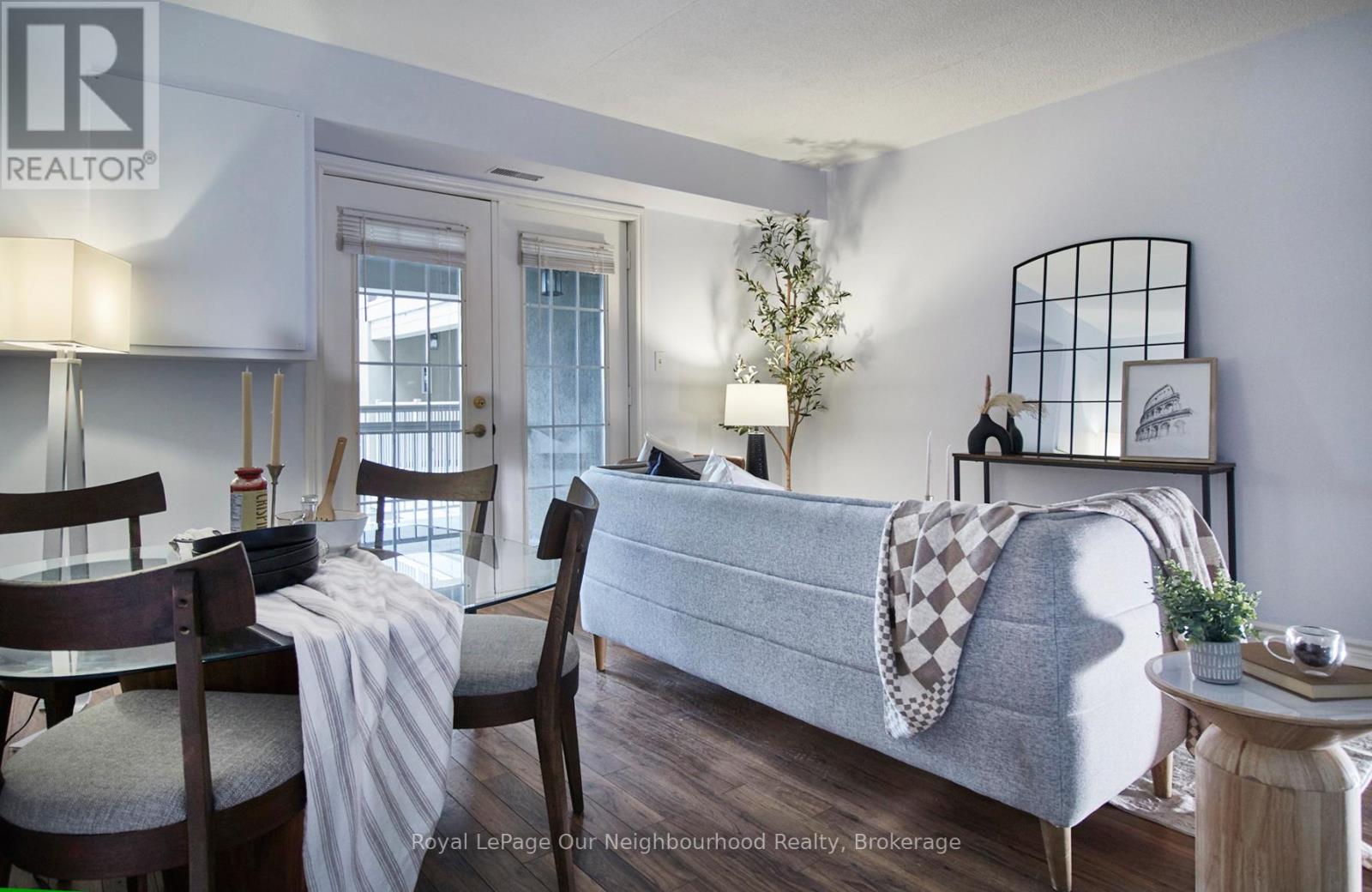 208 - 1431 Walker's Line, Burlington, Ontario  L7M 4N9 - Photo 4 - W12996580