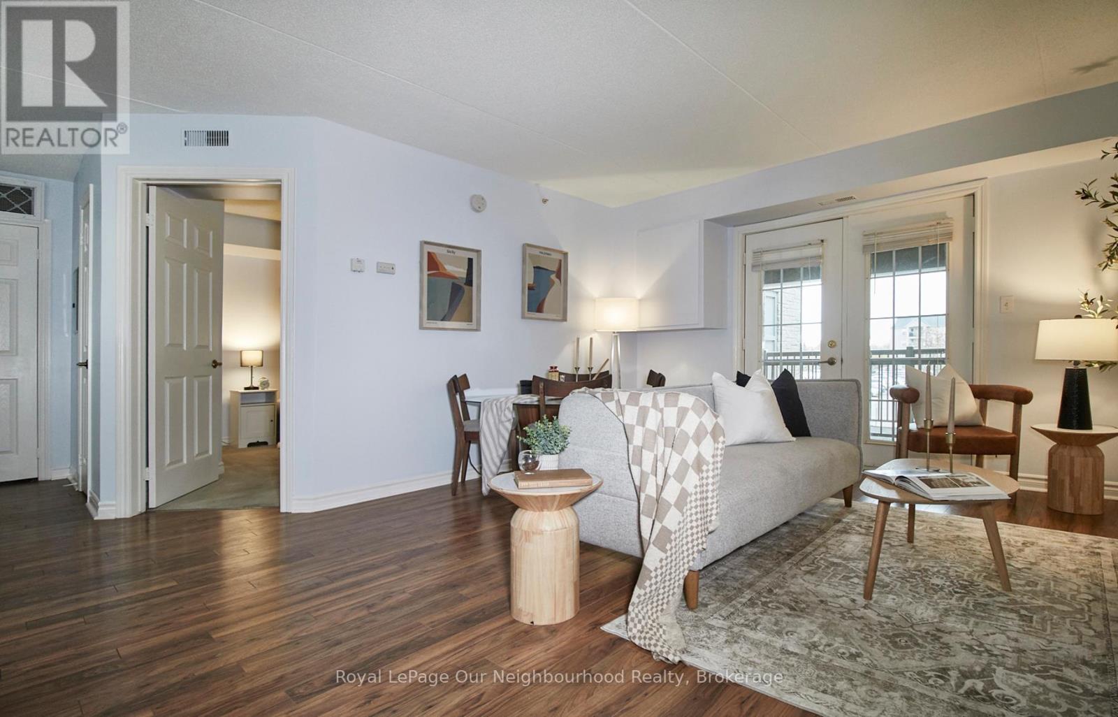 208 - 1431 Walker's Line, Burlington, Ontario  L7M 4N9 - Photo 5 - W12996580