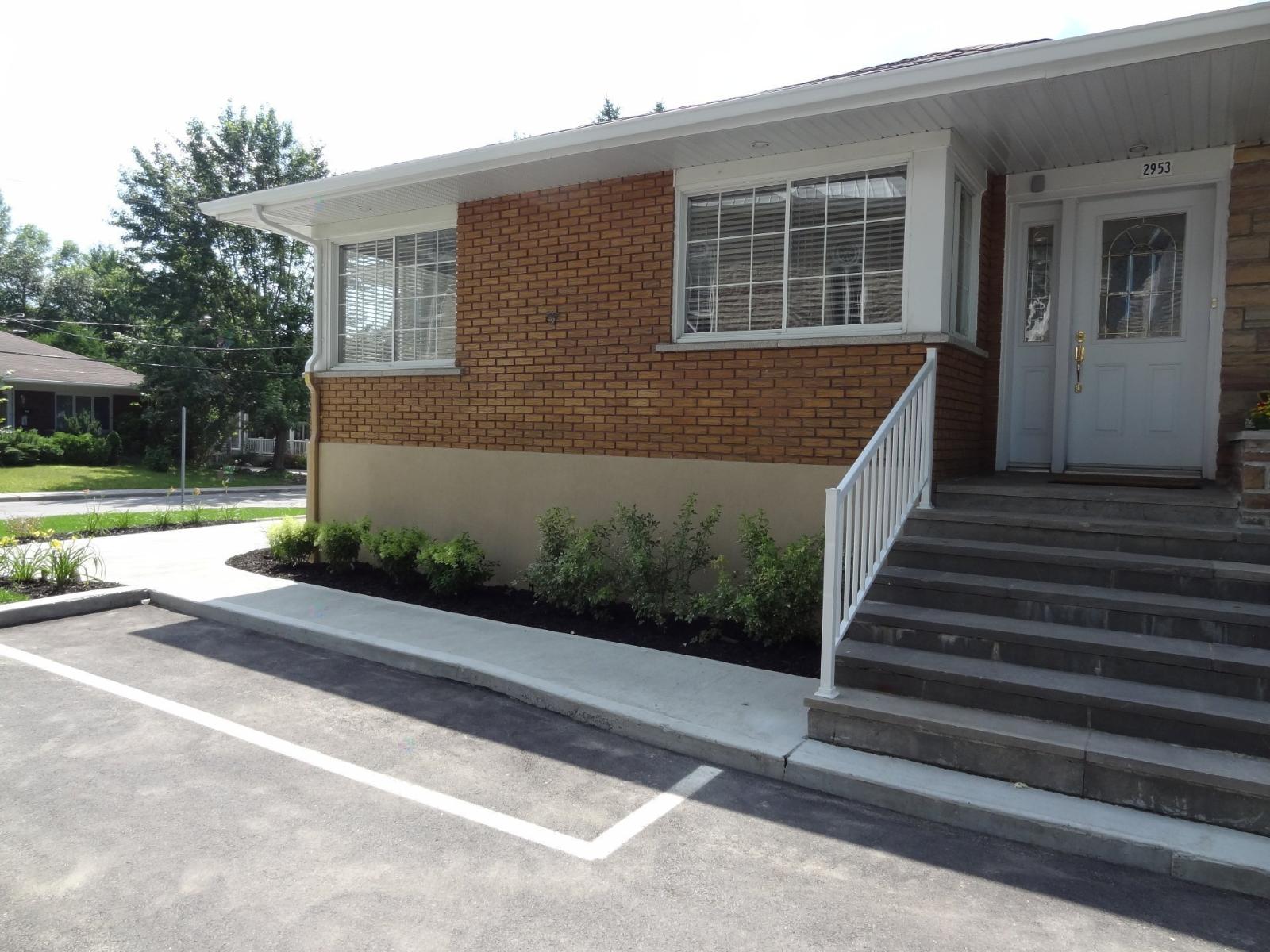 2953 Rue Dupras Mascouche Quebec Canada J7K1T3 4