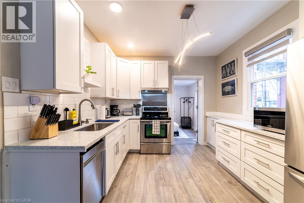 19 Century Street, Hamilton, Ontario  L8L 1V7 - Photo 5 - 40820370