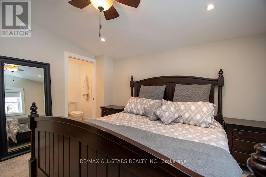 829 Peace Road, Kawartha Lakes, Ontario  K0M 2L0 - Photo 32 - X12996596