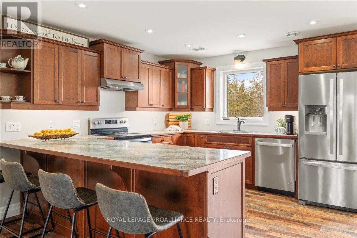 264 Glen Miller Road, Quinte West, Ontario  K8V 5P8 - Photo 12 - X12996628