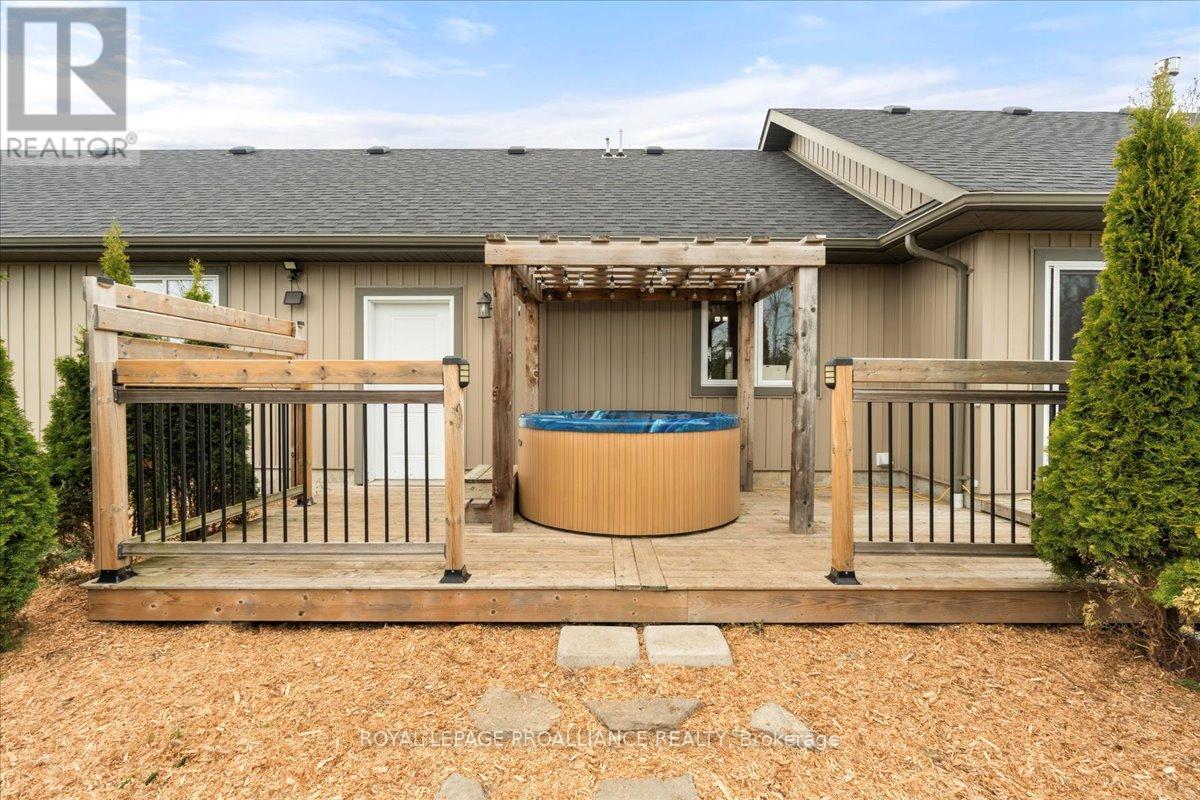 264 Glen Miller Road, Quinte West, Ontario  K8V 5P8 - Photo 32 - X12996628