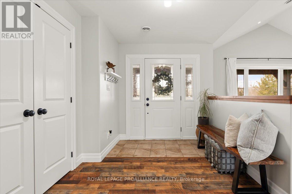 264 Glen Miller Road, Quinte West, Ontario  K8V 5P8 - Photo 4 - X12996628