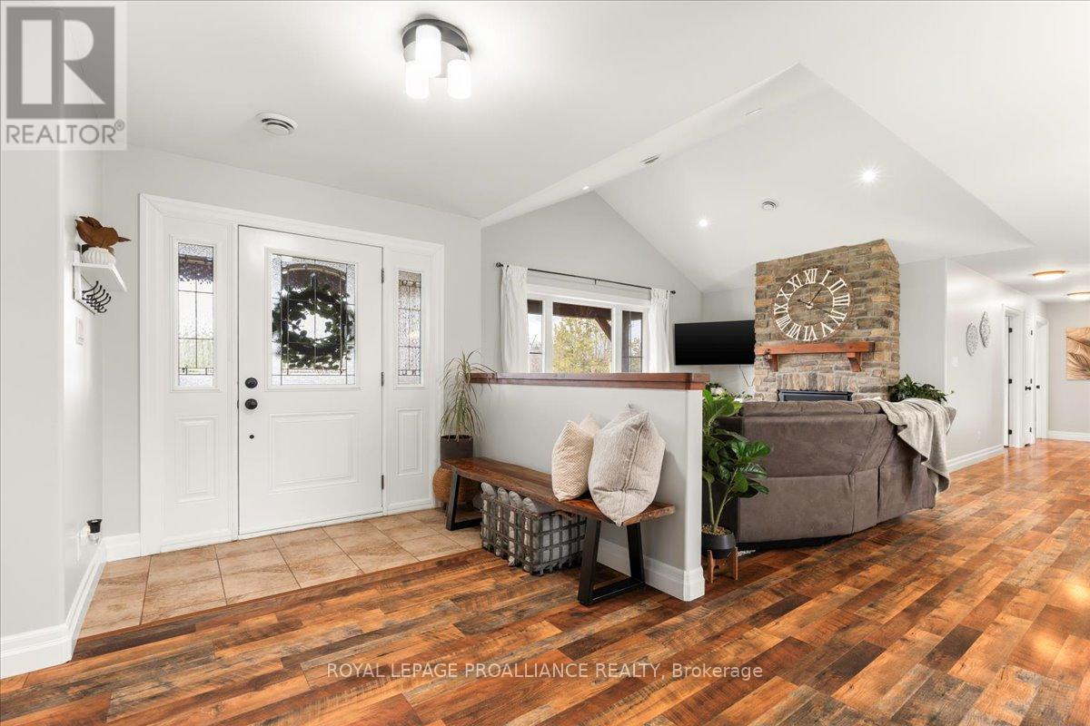 264 Glen Miller Road, Quinte West, Ontario  K8V 5P8 - Photo 5 - X12996628