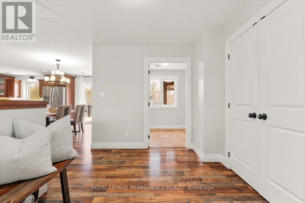 264 Glen Miller Road, Quinte West, Ontario  K8V 5P8 - Photo 6 - X12996628