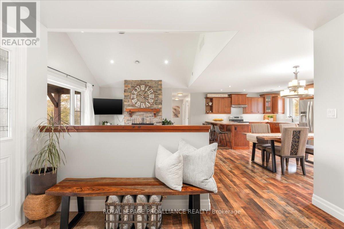 264 Glen Miller Road, Quinte West, Ontario  K8V 5P8 - Photo 7 - X12996628