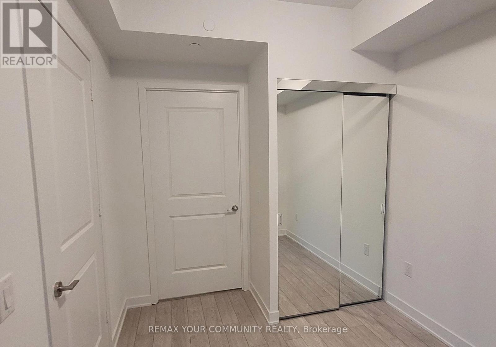 901 - 100 Dalhousie Street, Toronto, Ontario  M5B 0C7 - Photo 4 - C12995958