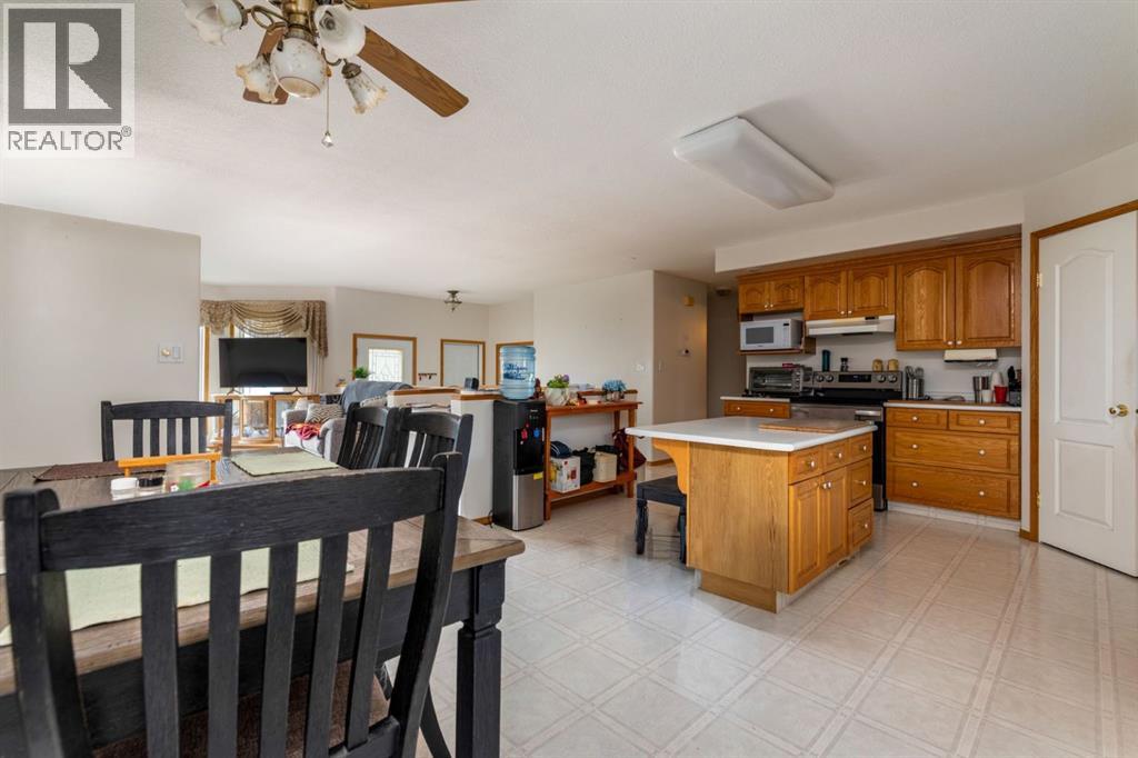 3401 64 Avenue, Lloydminster, Alberta  T9V 2W1 - Photo 12 - A2295175