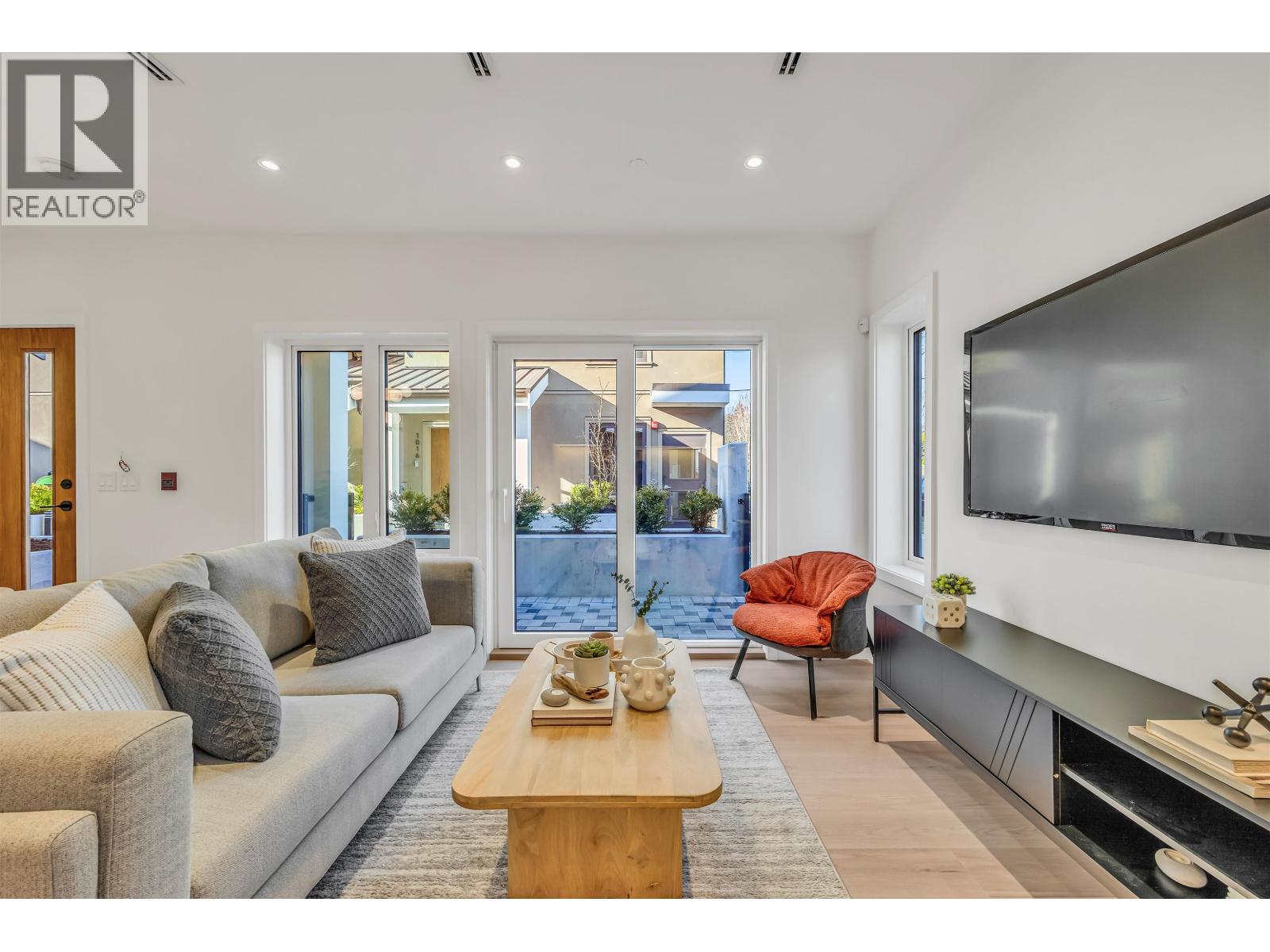 1008 W 52nd Avenue, Vancouver, British Columbia  V6P 1H5 - Photo 5 - R3075538