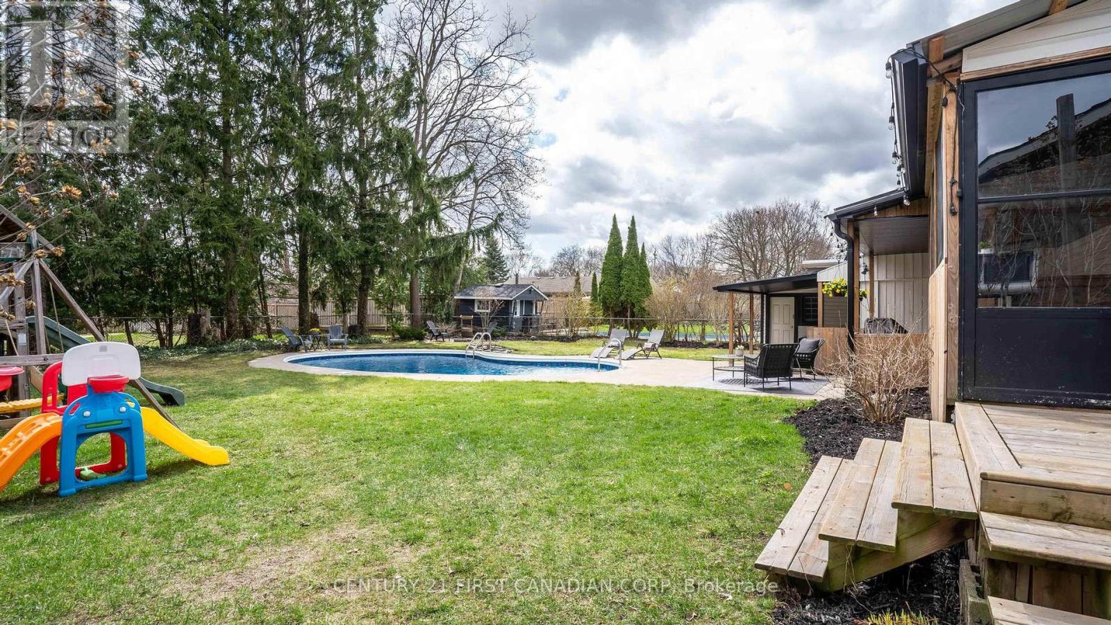 79 Broadway Avenue, London South, Ontario  N6P 1A9 - Photo 39 - X12996618