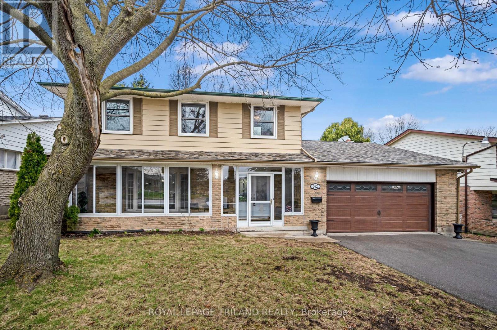 392 VILLAGE GREEN AVENUE, London South, Ontario