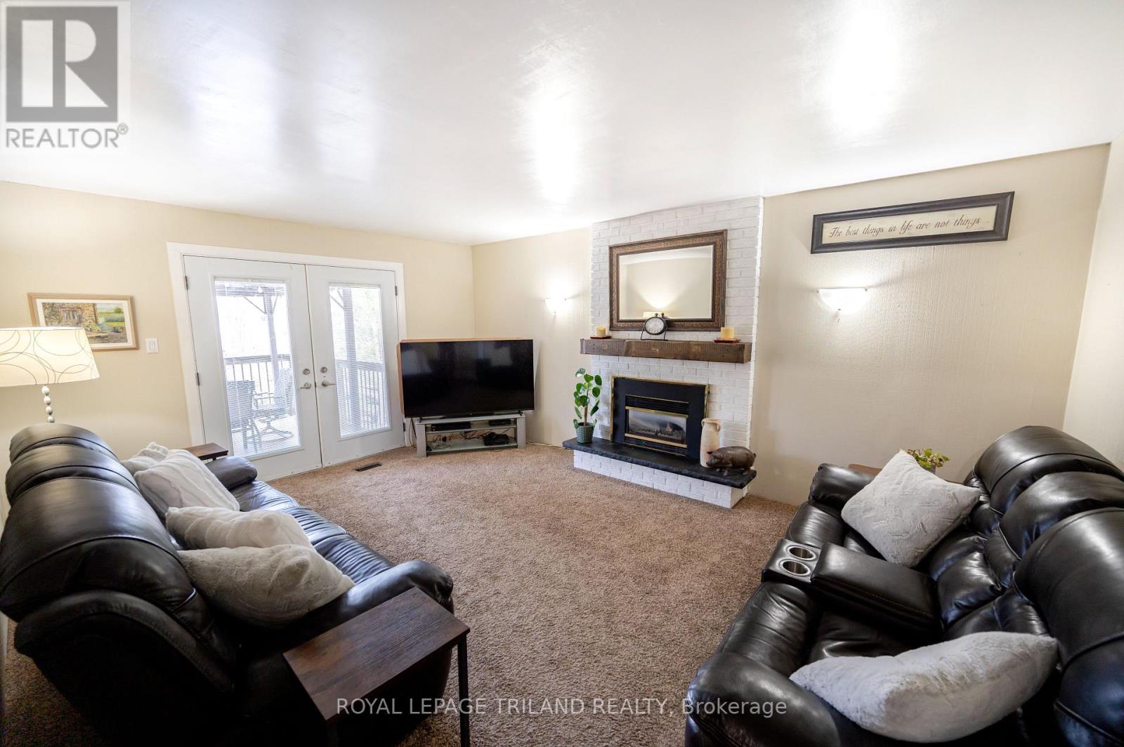 392 Village Green Avenue, London South, Ontario  N6J 3Z8 - Photo 16 - X12996622