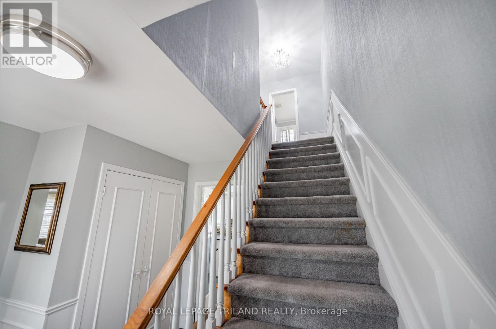 392 Village Green Avenue, London South, Ontario  N6J 3Z8 - Photo 18 - X12996622