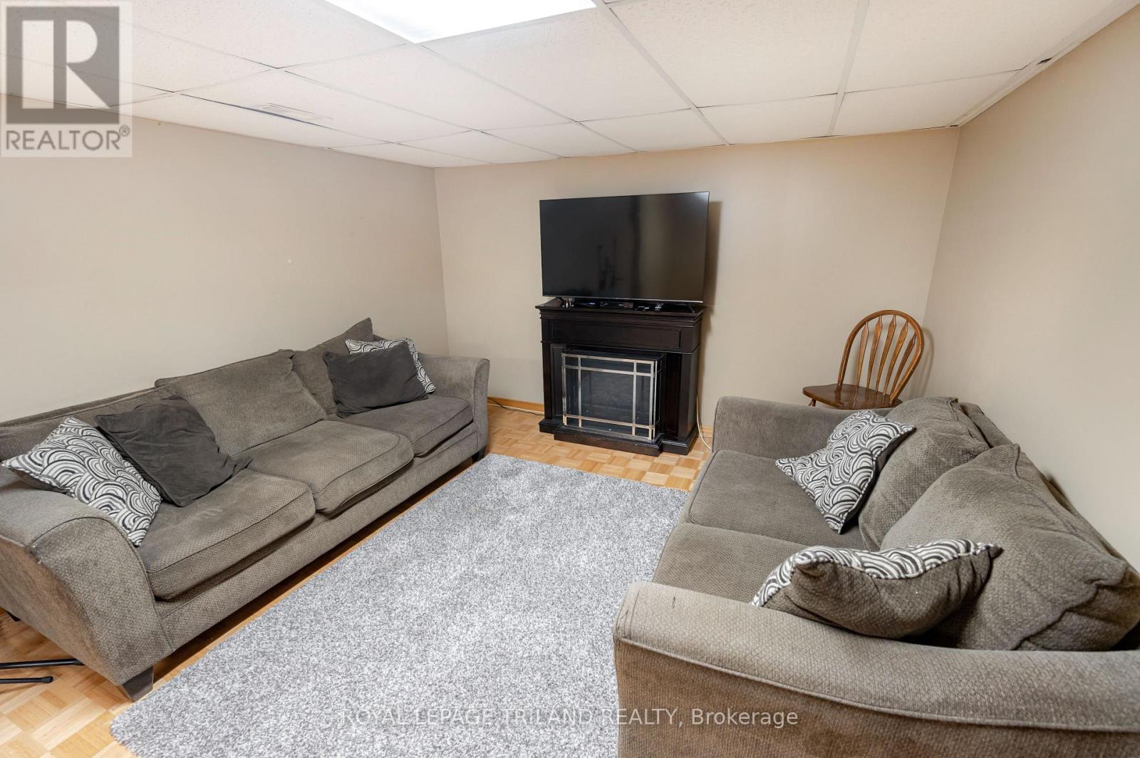 392 Village Green Avenue, London South, Ontario  N6J 3Z8 - Photo 31 - X12996622