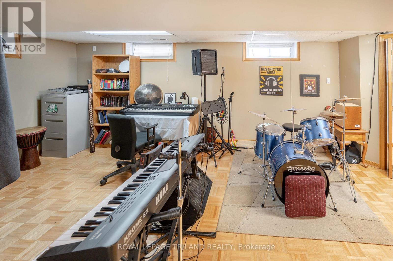 392 Village Green Avenue, London South, Ontario  N6J 3Z8 - Photo 32 - X12996622