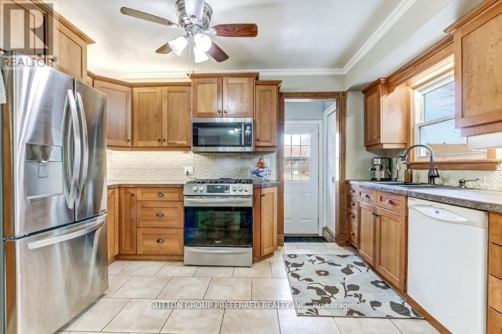 108 Coulter Avenue, Central Elgin, Ontario  N5R 5A7 - Photo 9 - X12996790