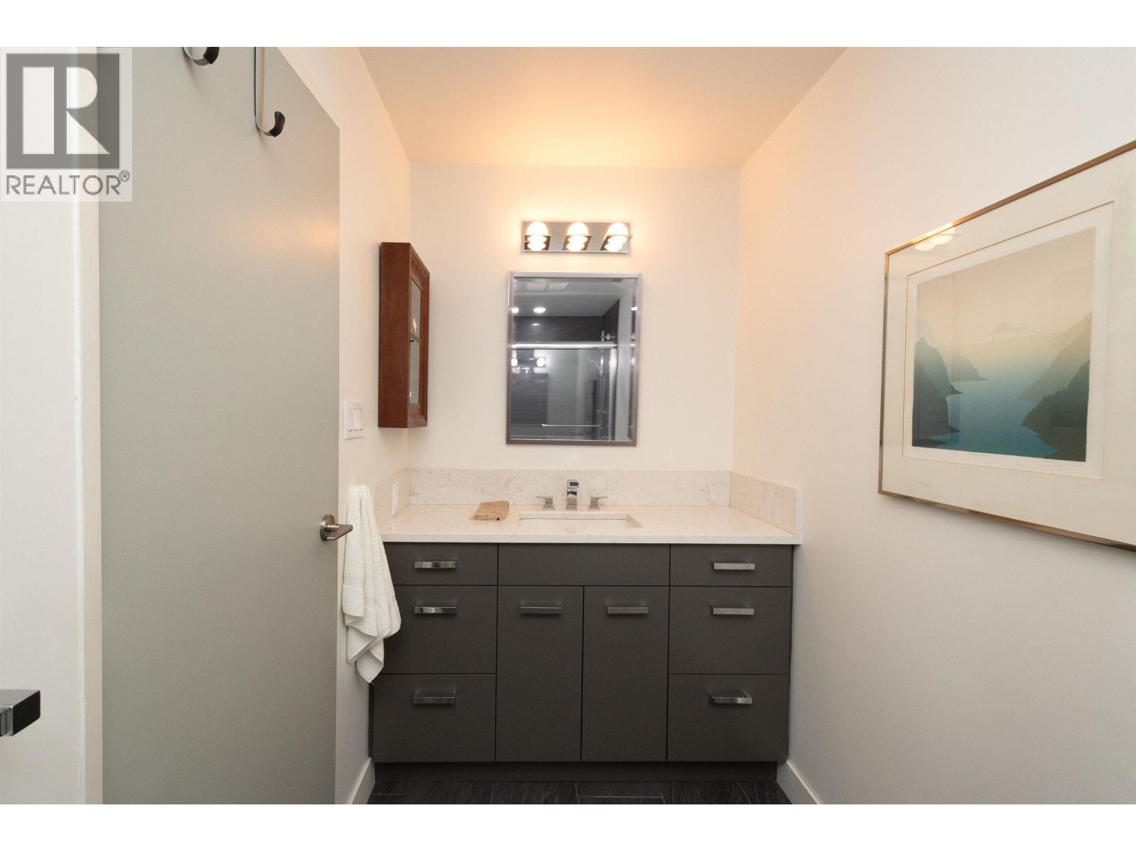 114 1420 Duchess Avenue, West Vancouver, British Columbia  V7T 1H8 - Photo 22 - R3110763