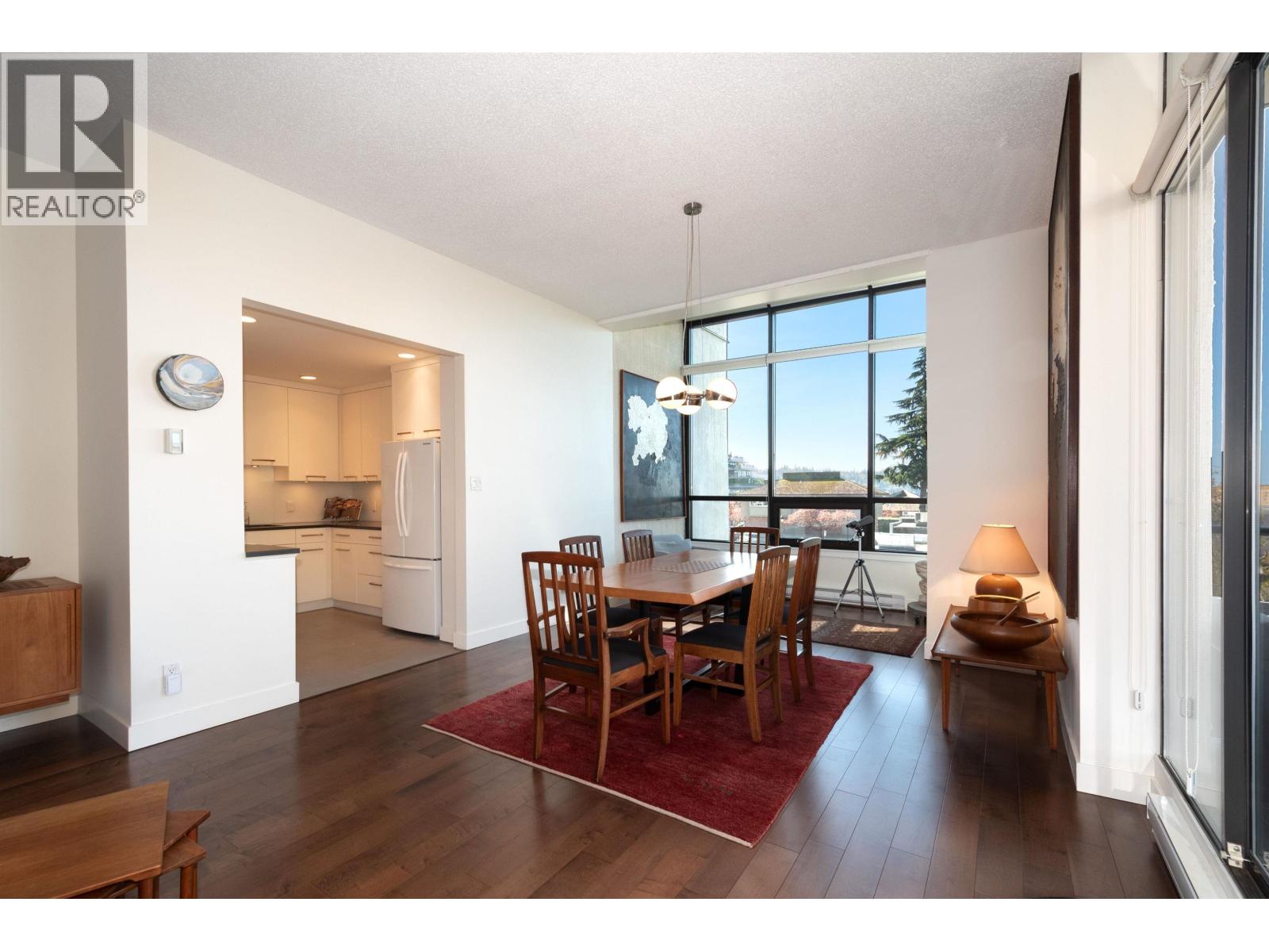 114 1420 Duchess Avenue, West Vancouver, British Columbia  V7T 1H8 - Photo 2 - R3110763