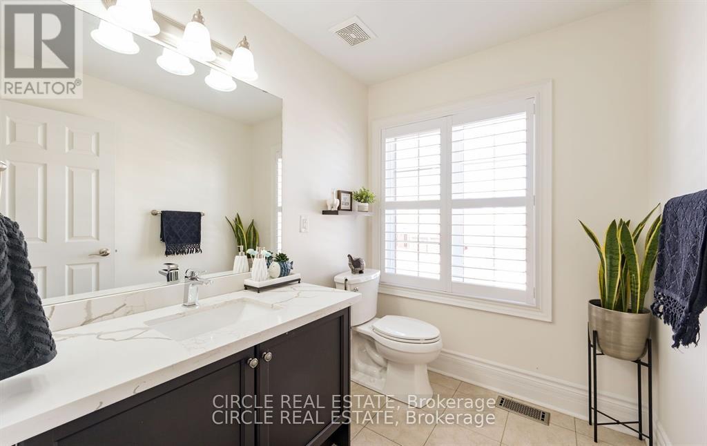 2 Learmont Avenue, Caledon, Ontario  L7C 3N3 - Photo 38 - W12996320