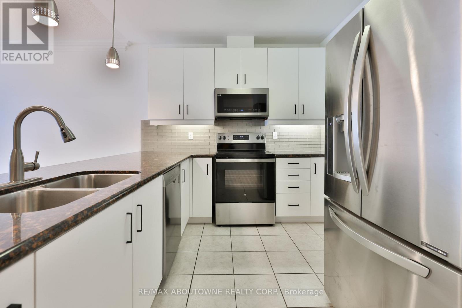 509 - 1980 Imperial Way, Burlington, Ontario  L7L 0E7 - Photo 7 - W12996324