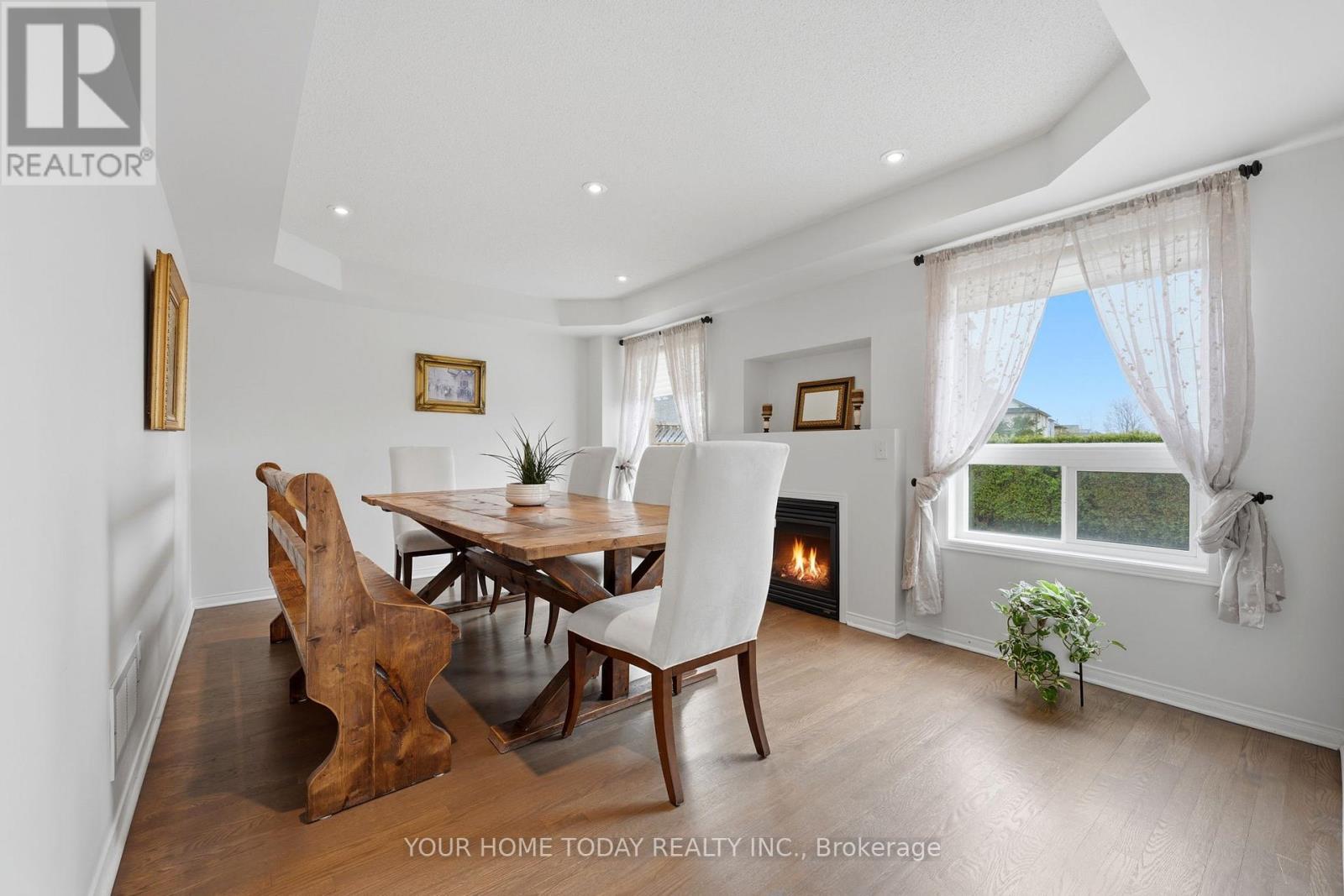 83 Atwood Avenue, Halton Hills, Ontario  L7G 6C5 - Photo 14 - W12996350