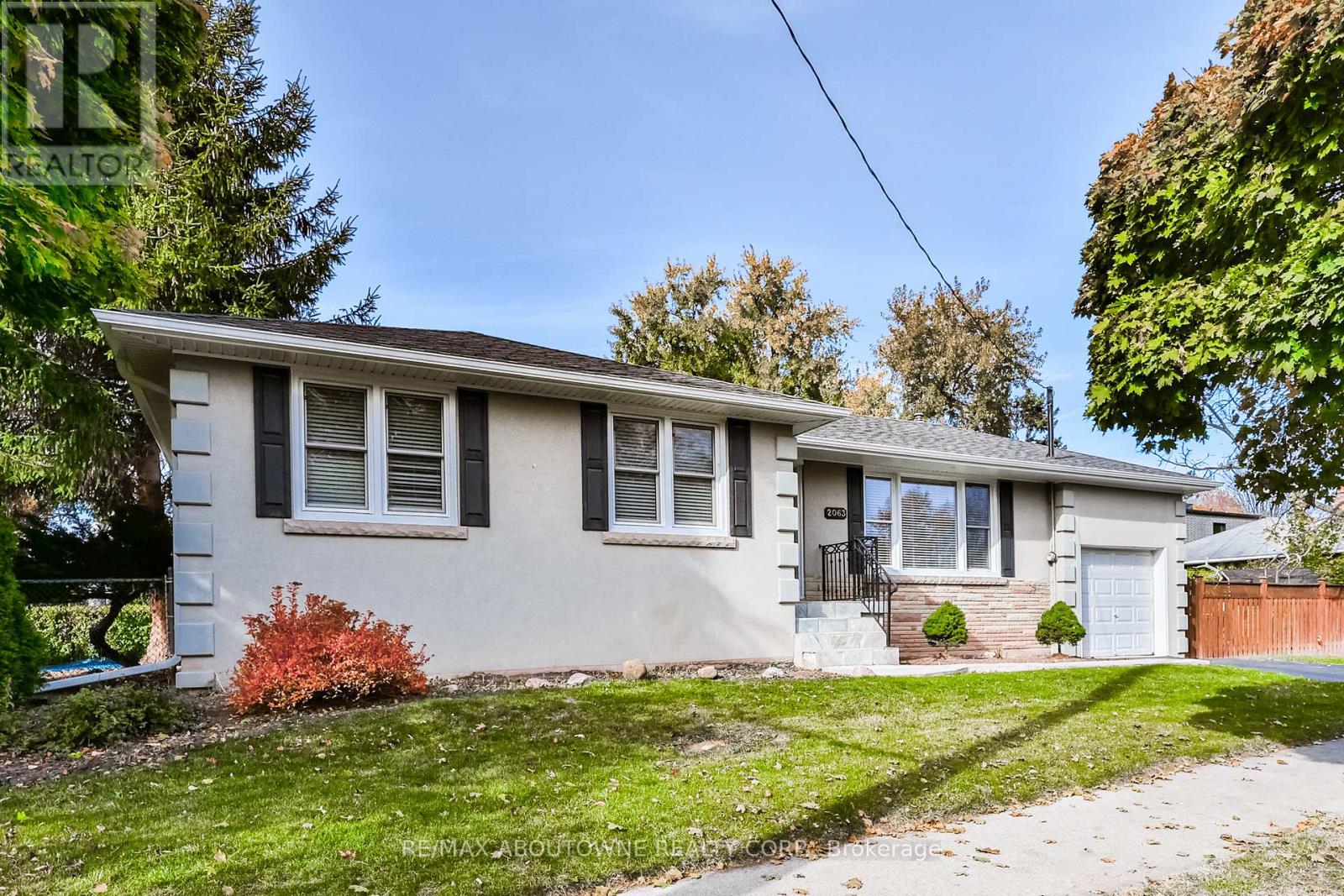 2063 HIXON STREET, Oakville, Ontario