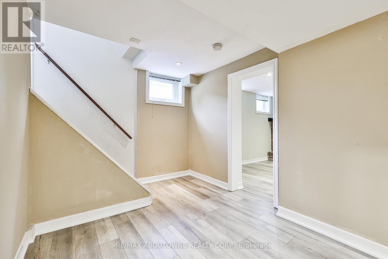 2063 Hixon Street, Oakville, Ontario  L6L 1S9 - Photo 26 - W12996430