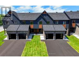 243 PEACOCK DRIVE, Russell, Ontario