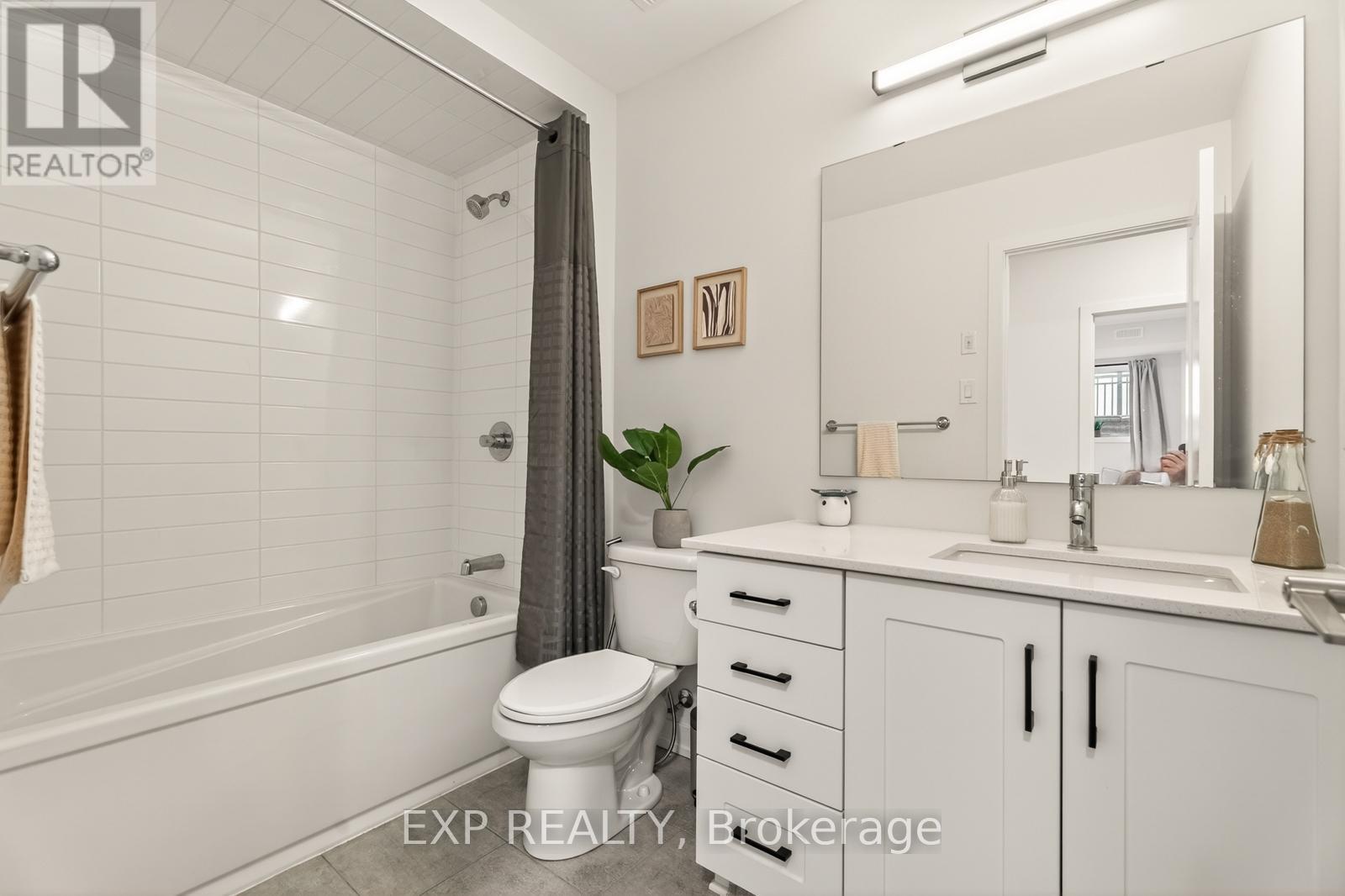 D - 810 Roger Griffiths Avenue, Ottawa, Ontario  K2S 3A9 - Photo 12 - X12996484