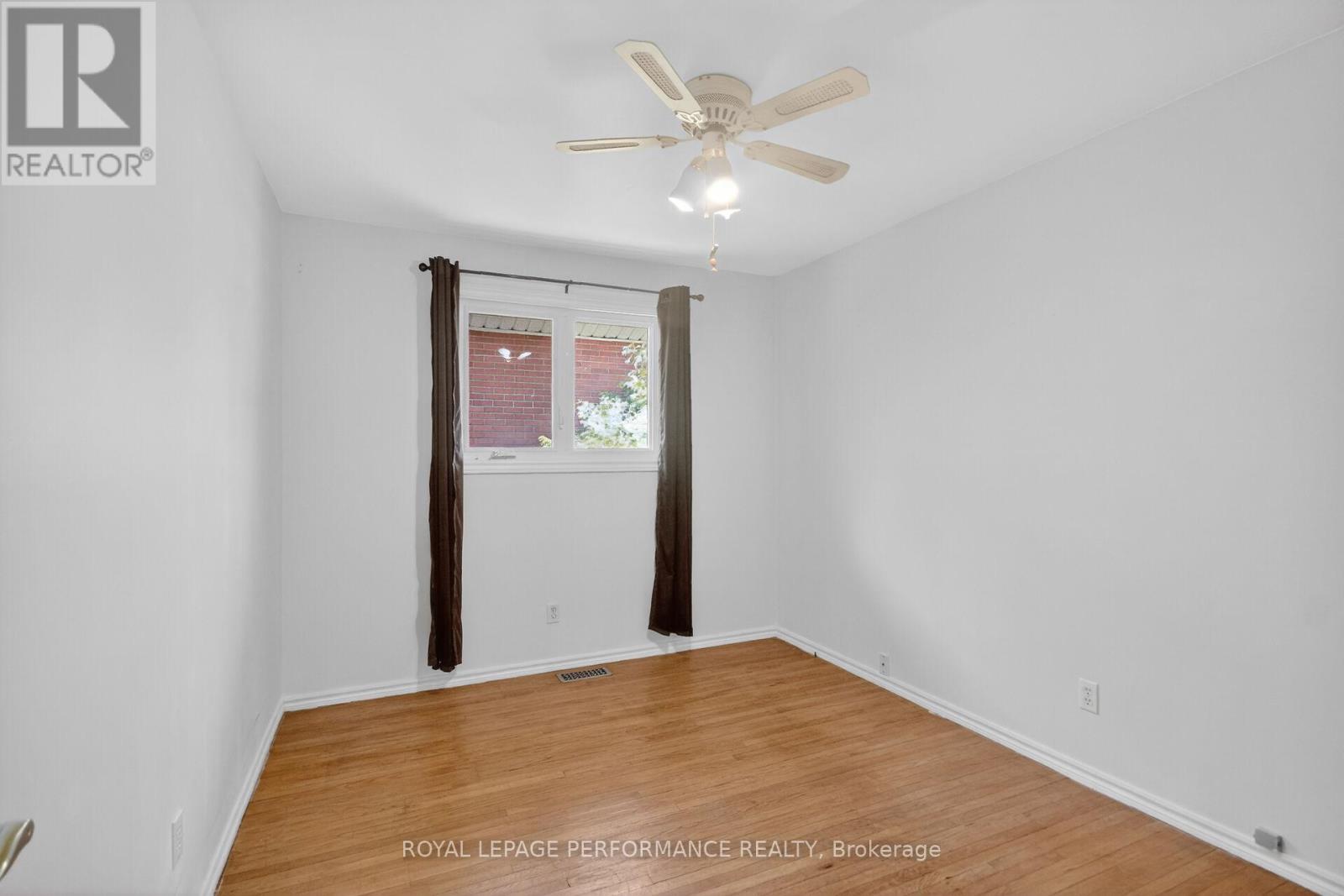 1879 Sharel Drive, Ottawa, Ontario  K1H 6W3 - Photo 13 - X12996516